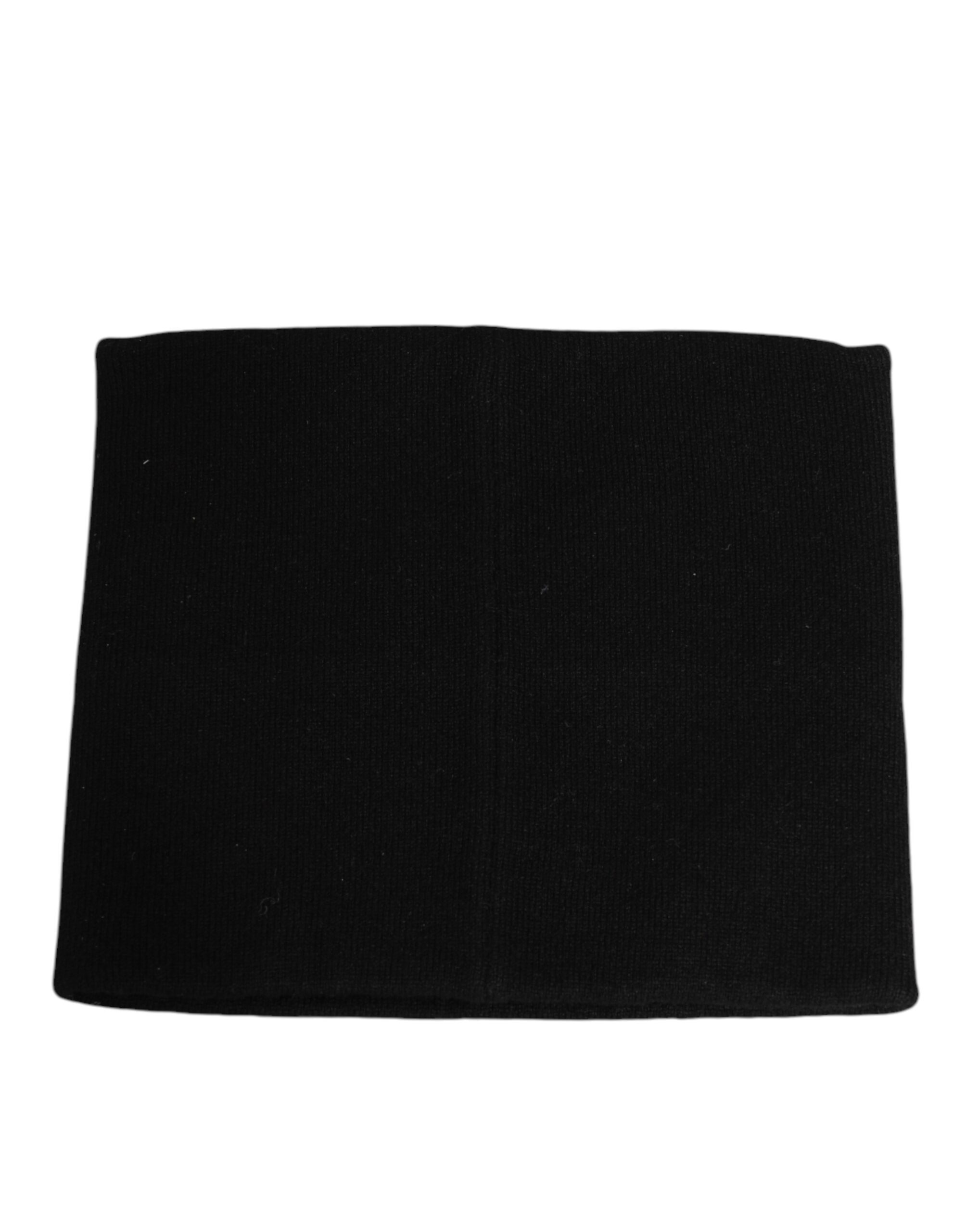 Black Logo Cashmere Men Scarf designed by Dolce&Gabbana - Image 3
