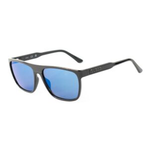 Casual Black Resin Sunglasses designed by Guess