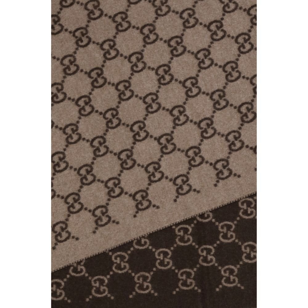 Stunning Brown Cashmere GG Scarf designed by Gucci - Image 3