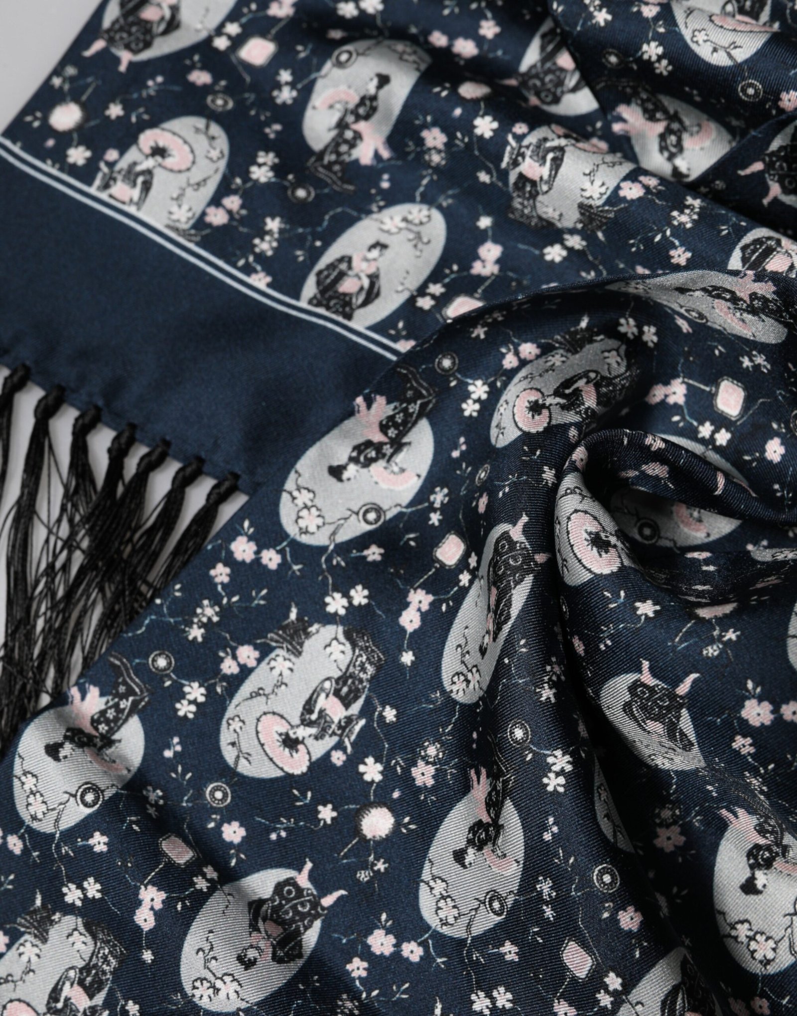 Navy Blue Silk Men Scarf designed by Dolce&Gabbana - Image 4