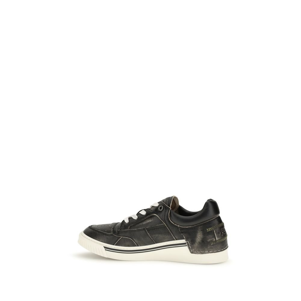 Chic Black FF Leather Low Top Sneakers designed by Fendi - Image 3